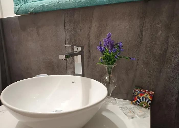 Talia Capo Massimo *